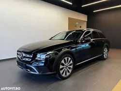 Culoarenegru Utilizat 2018 Mercedes E350 Avantgarde Break | 27.104 EUR