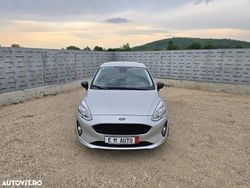 Gri Utilizat 2018 Ford Fiesta Champions Edition Hatchback | 7.500 EUR (Preț bun)