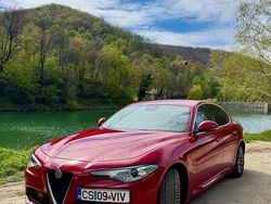 Culoarerosu Utilizat 2019 Alfa Romeo Giulia Berlinǎ | 19.900 EUR (Preț bun)