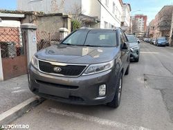 Gri Utilizat 2012 Kia Sorento Classic SUV | 6.500 EUR (Super Preț)