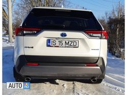 Alb Utilizat 2021 Toyota RAV4 SUV | 39.400 EUR