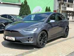 Gri Utilizat 2018 Tesla Model X SUV | 34.299 EUR
