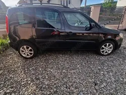 Utilizat 2009 Skoda Roomster Break | 2.990 EUR