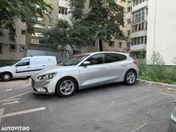 Culoareargint Utilizat 2019 Ford Focus Hatchback | 10.000 EUR (Preț bun)