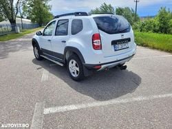 Culoarealb Utilizat 2014 Dacia Duster Lauréate SUV | 6.500 EUR (Preț bun)