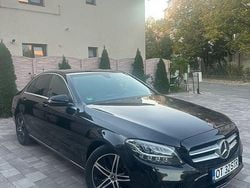 Culoarenegru Utilizat 2021 Mercedes C180 Berlinǎ | 19.900 EUR (Super Preț)