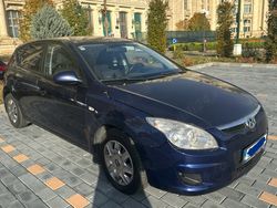 Utilizat 2009 Hyundai i30 Berlinǎ | 2.800 EUR