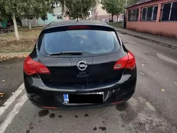 Utilizat 2009 Opel Astra Hatchback | 2.300 EUR (Preț OK)