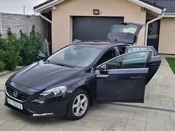 Culoarenegru Utilizat 2016 Volvo V40 Break | 7.199 EUR (Super Preț)