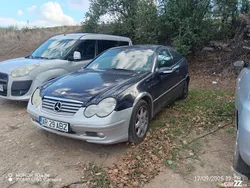 Utilizat 2002 Mercedes 220 Coupe | 800 EUR