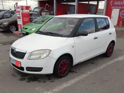 Alb Utilizat 2009 Skoda Fabia Active Hatchback | 1.400 EUR (Preț bun)