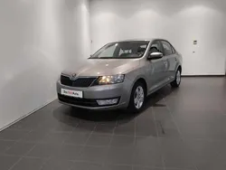 Maro mediu normal Utilizat 2017 Skoda Rapid | 8.900 EUR (Preț OK)