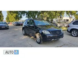 Negru Utilizat 2006 Mercedes ML300 SUV | 6.999 EUR