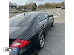 Negru Utilizat 2007 Mercedes CLS320 Berlinǎ | 3.500 EUR