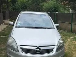 Utilizat 2006 Opel Zafira Monovolum | 1.350 EUR (Preț bun)
