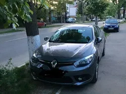 Culoaregri Utilizat 2014 Renault Fluence Dynamique Berlinǎ | 5.500 EUR (Preț bun)