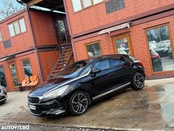 Culoarenegru Utilizat 2015 Citroën DS5 Sport Chic Hatchback | 8.499 EUR