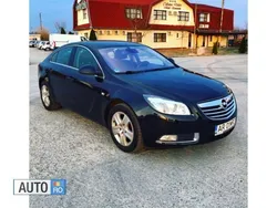 Negru Utilizat 2010 Opel Insignia Berlinǎ | 6.890 EUR