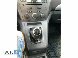 Gri Utilizat 2007 Opel Zafira Monovolum | 3.900 EUR (Scump)
