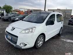Alb Utilizat 2011 Peugeot Partner Tepee Monovolum | 3.000 EUR