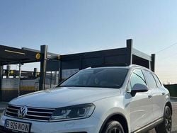 Culoarealb Utilizat 2016 VW Touareg SUV | 15.900 EUR (Preț bun)