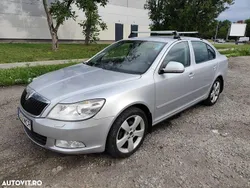 Argint Utilizat 2011 Skoda Octavia Elegance Berlinǎ | 5.250 EUR (Puțin scump)