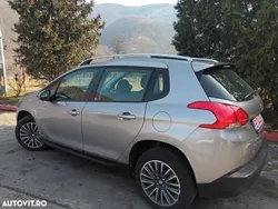 Portocaliu Utilizat 2016 Peugeot 2008 Active SUV | 6.200 EUR (Super Preț)