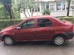 Utilizat 2006 Dacia Logan Berlinǎ | 4.000 EUR