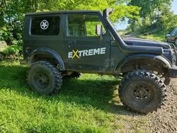 Negru Utilizat 1996 Suzuki Samurai SUV | 2.850 EUR