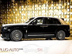 Negru Utilizat 2023 Rolls Royce Cullinan SUV | 712.000 EUR
