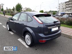 Gri Utilizat 2008 Ford Focus Hatchback | 3.800 EUR (Scump)