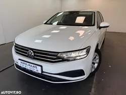 Alb Utilizat 2021 VW Passat Advance Berlinǎ | 17.424 EUR (Super Preț)