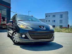 Utilizat 2009 Peugeot 207 Allure Hatchback | 3.200 EUR (Preț OK)