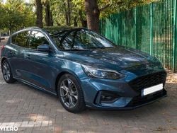 Culoarealbastru Utilizat 2020 Ford Focus ST-Line Hatchback | 17.900 EUR (Scump)