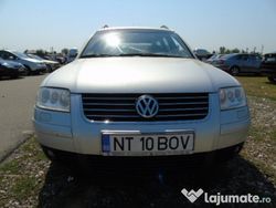 Argintiu Utilizat 2004 VW Passat Break | 3.150 EUR (Puțin scump)