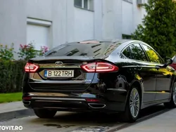 Negru Utilizat 2018 Ford Mondeo Vignale Berlinǎ | 14.300 EUR (Preț OK)