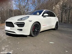 Alb Utilizat 2011 Porsche Cayenne Turbo SUV | 18.000 EUR