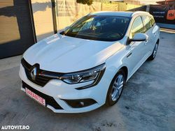 Culoarealb Utilizat 2019 Renault Mégane GrandTour Business Break | 8.900 EUR (Preț bun)