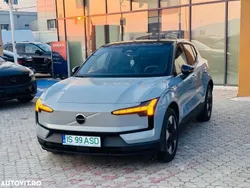 Gri Utilizat 2024 Volvo EX30 Plus SUV | 32.900 EUR
