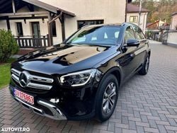 Culoarenegru Utilizat 2021 Mercedes GLC220 SUV | 27.990 EUR (Super Preț)