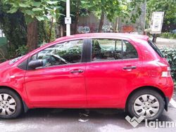 Rosu Utilizat 2010 Toyota Yaris Hatchback | 3.400 EUR