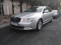 Argintiu Utilizat 2011 Skoda Superb Berlinǎ | 6.200 EUR