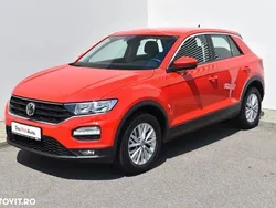 Rosu mediu normal Utilizat 2019 VW T-Roc SUV | 14.700 EUR (Super Preț)