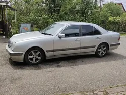 Utilizat 2002 Mercedes E220 Berlinǎ | 2.000 EUR (Super Preț)