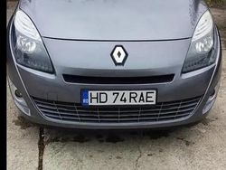 Utilizat 2009 Renault Grand Scénic III Monovolum | 2.950 EUR (Preț OK)