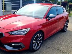 Culoarerosu Utilizat 2022 Seat Leon Hatchback | 11.000 EUR (Super Preț)