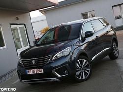 Culoarealbastru Utilizat 2019 Peugeot 5008 Business-Line SUV | 12.990 EUR (Preț bun)