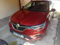 Rosu Utilizat 2021 Renault Mégane IV Life Hatchback | 14.500 EUR (Puțin scump)