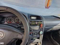 Culoareverde Utilizat 2002 Opel Astra Hatchback | 7.500 EUR