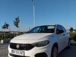 Alb Utilizat 2018 Fiat Tipo Berlinǎ | 5.490 EUR (Preț bun)